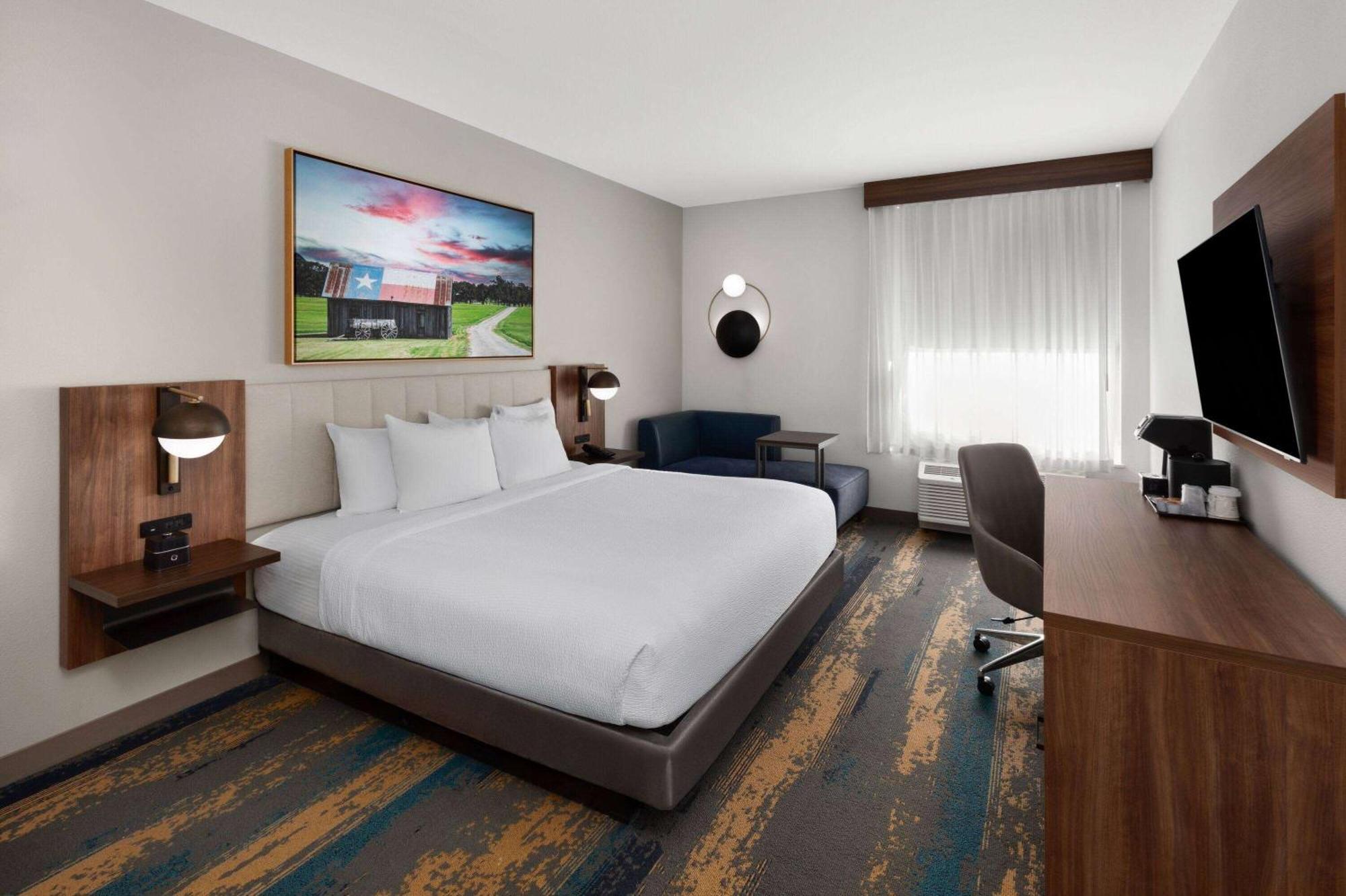 La Quinta Inn & Suites By Wyndham San Antonio At The Rim 外观 照片